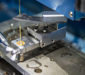 نقش برجسته دستگاه سوپر دریل در صنایع فلزی