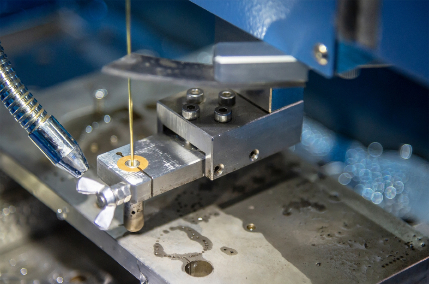 نقش برجسته دستگاه سوپر دریل در صنایع فلزی